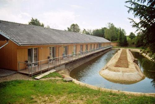 Motel דצ'יצה מראה חיצוני תמונה